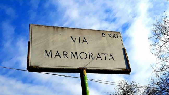 " Via Marmorata "