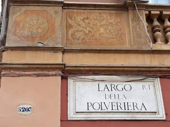 &quot; Largo della polveriera &quot;