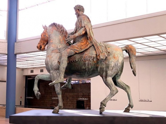" La statua equestre di Marco Aurelio "