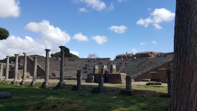 Il Teatro di Ostia antica